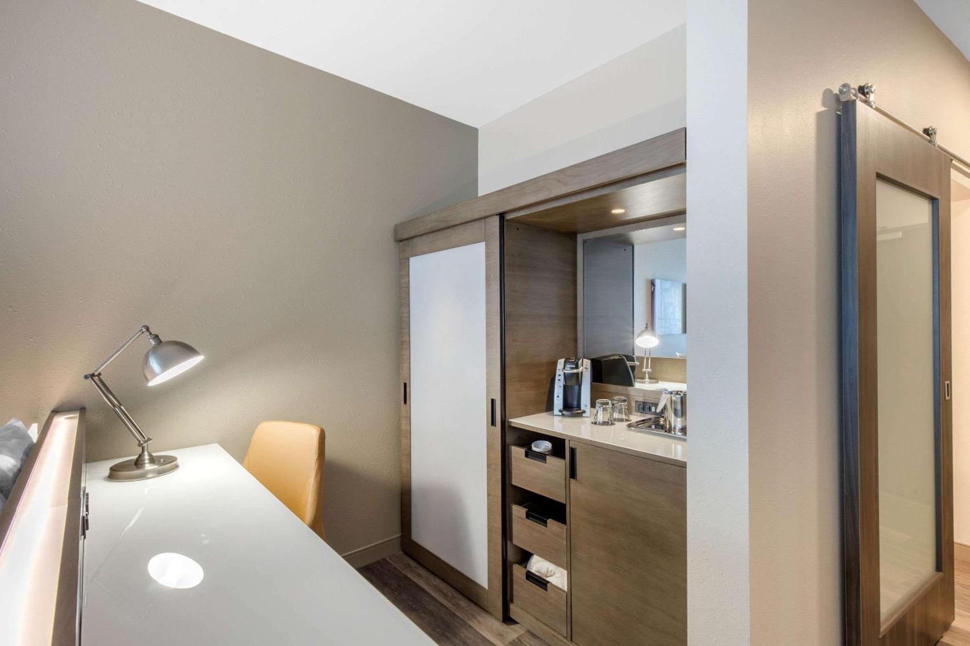 Cambria Hotel Mount Pleasant - Чарльстон Экстерьер фото