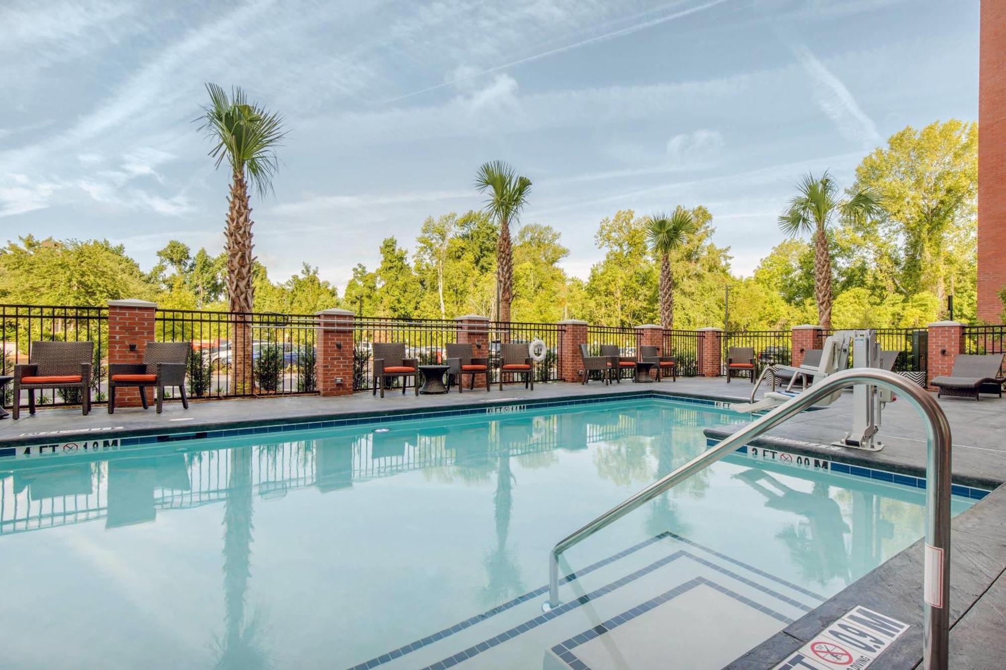 Cambria Hotel Mount Pleasant - Чарльстон Экстерьер фото